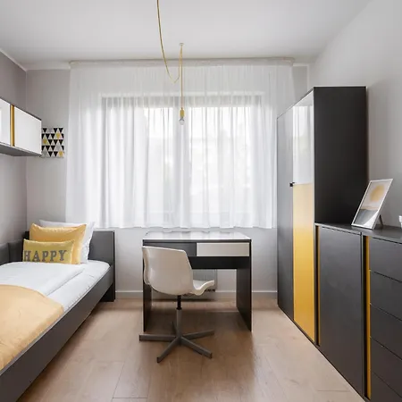 Rentplanet - Apartament Partynice Appartamento Breslavia