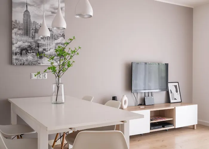 شقة Rentplanet - Apartament Partynice