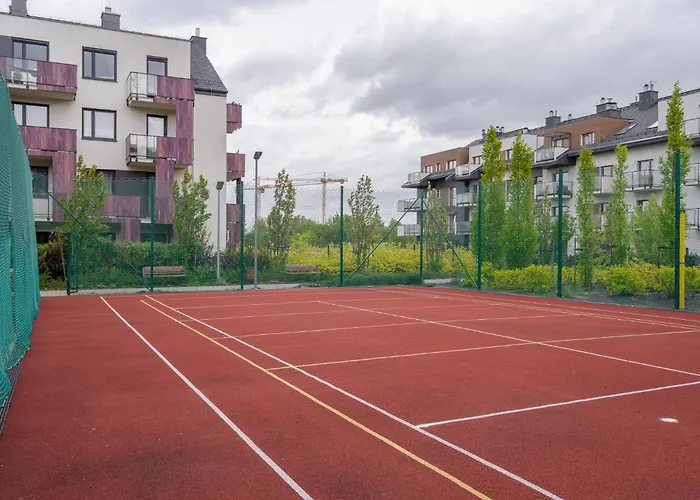 Rentplanet - Apartament Partynice شقة