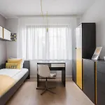 Rentplanet - Apartament Partynice Апартаменты Вроцлав