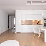 Rentplanet - Apartament Partynice Апартаменты *