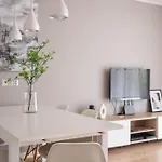 Апартаменты Rentplanet - Apartament Partynice