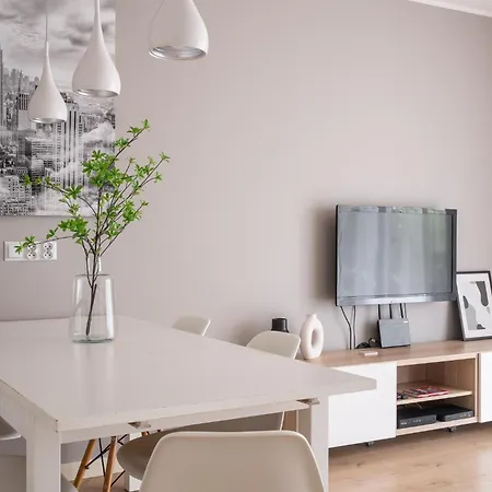 公寓 Rentplanet - Apartament Partynice