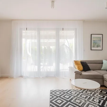 Rentplanet - Apartament Partynice Apartment Breslau