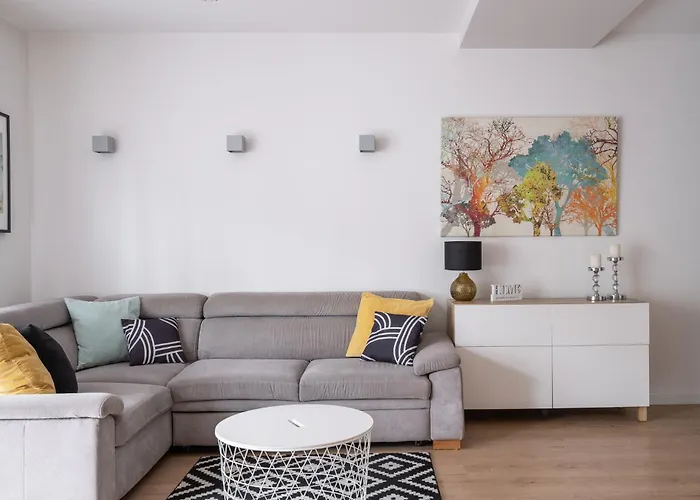 Apartment Rentplanet - Apartament Partynice *